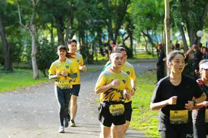 BIB: 0286, 0957
                            <button type="button" onclick="openModal(5126903)" class="btn btn-primary btn-sm float-right btn-popup" data-toggle="modal" data-target=".modal-high-quality">
                        <i class="fas fa-shopping-cart"></i> Add to Cart
                    </button>
                                            <button type="button" onclick="isThisMe(5126903, true)" class="btn btn-success btn-sm float-right btn-popup btn-isme hidden" data-toggle="tooltip" data-placement="bottom" title="นี่คือรูปของคุณใช่ไหม คลิกที่นี่เพื่อเอาเข้าอัลบั้ม">
                        <i class="fas fa-plus"></i> Add to album
                    </button>
                    <button type="button" onclick="isThisMe(5126903, false)" class="btn btn-warning btn-sm float-right btn-popup btn-isnotme hidden">
                        <i class="fas fa-ban"></i> Remove from album
                    </button>